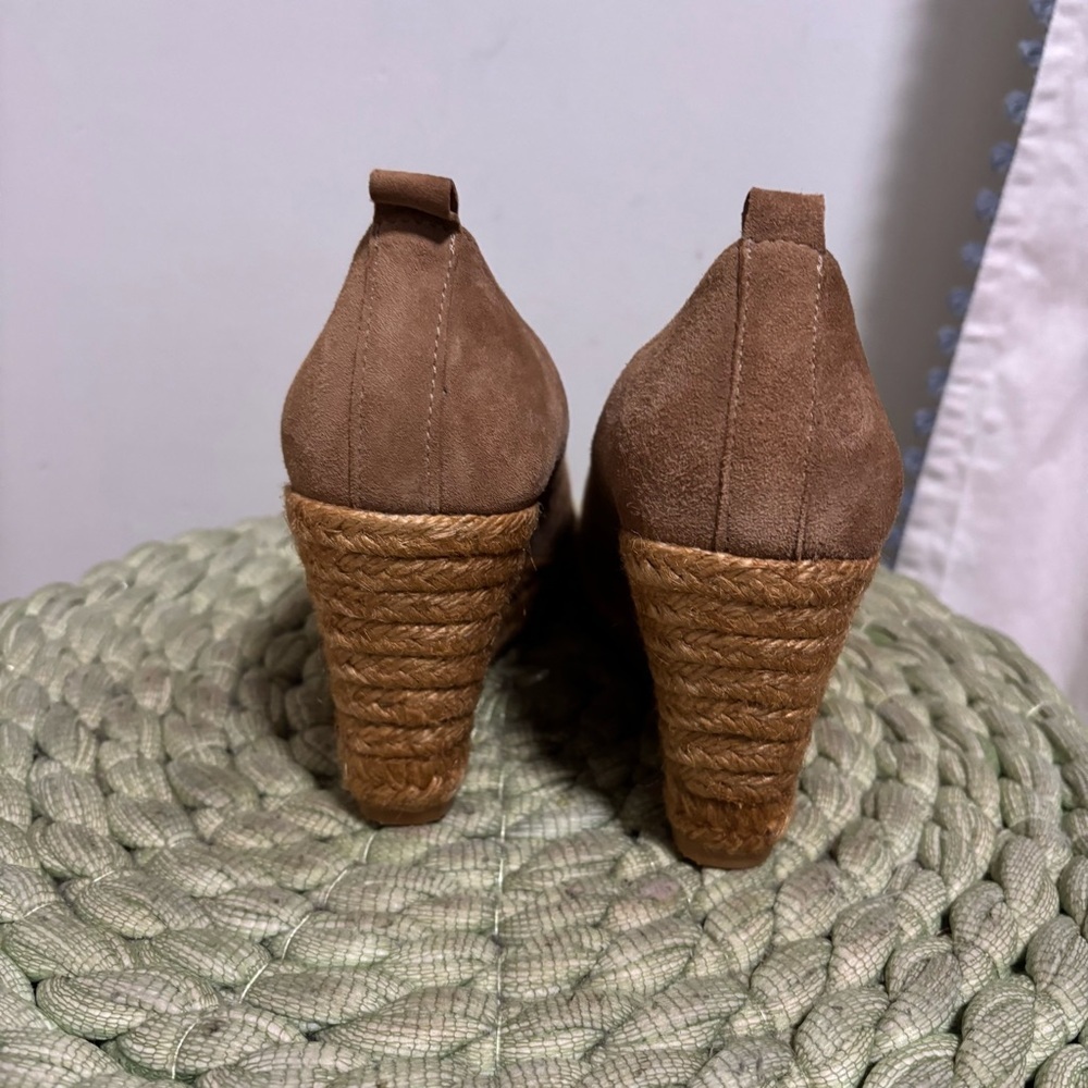 NEW Viscata Barcelona Roses Marquesa Tan Suede Round Toe Espadrille Wedge Size 8 - Picture 5 of 9